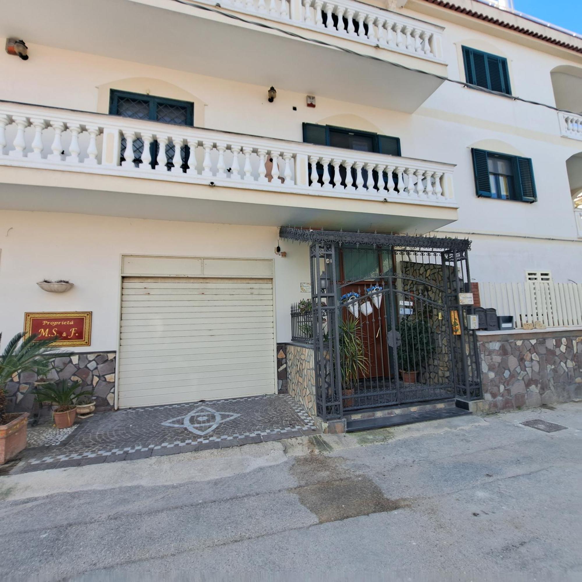 Casa Vacanze Argento Bacoli Eksteriør billede